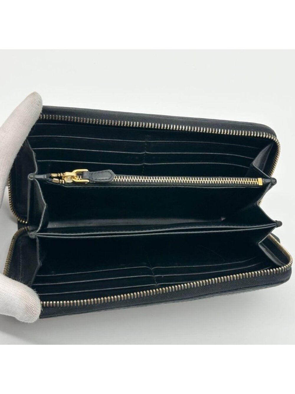 Prada Quilted Lamb Leather Zip Around Wallet Round - Picture 8 of 15
